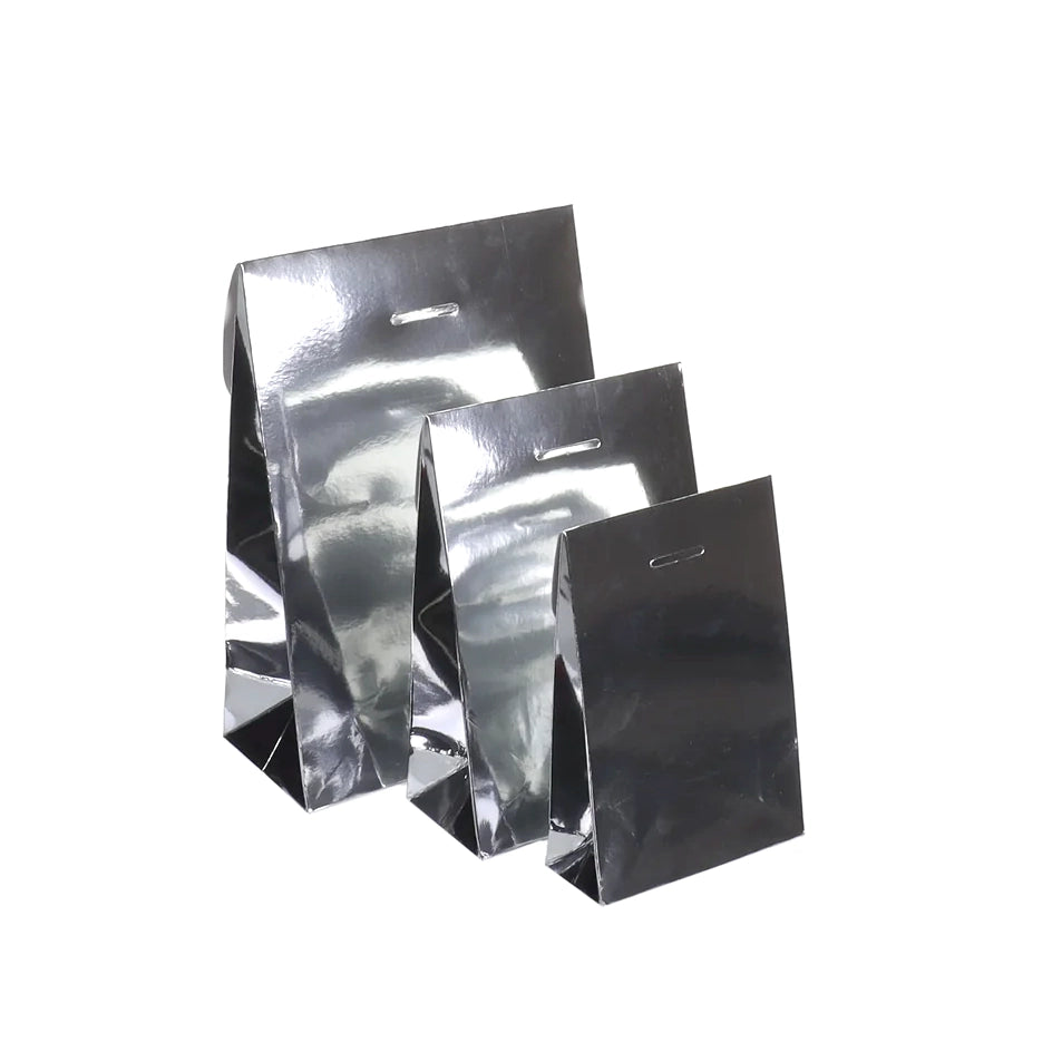 2 Silver Gift boxes:16x23 cm