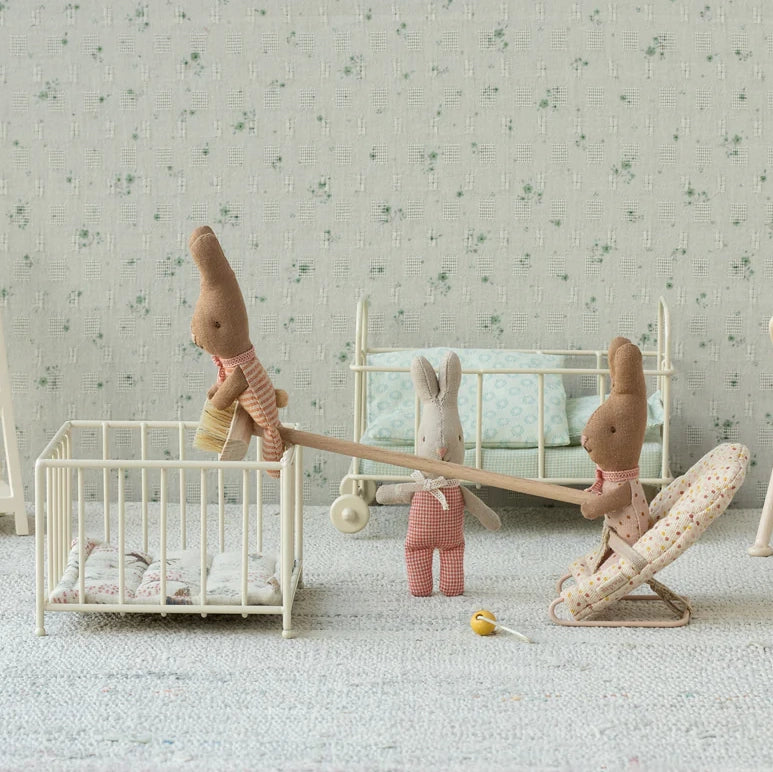 Rabbit, My - Red check