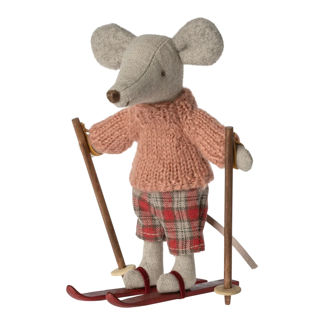 Winter mouse with ski set, Big sister