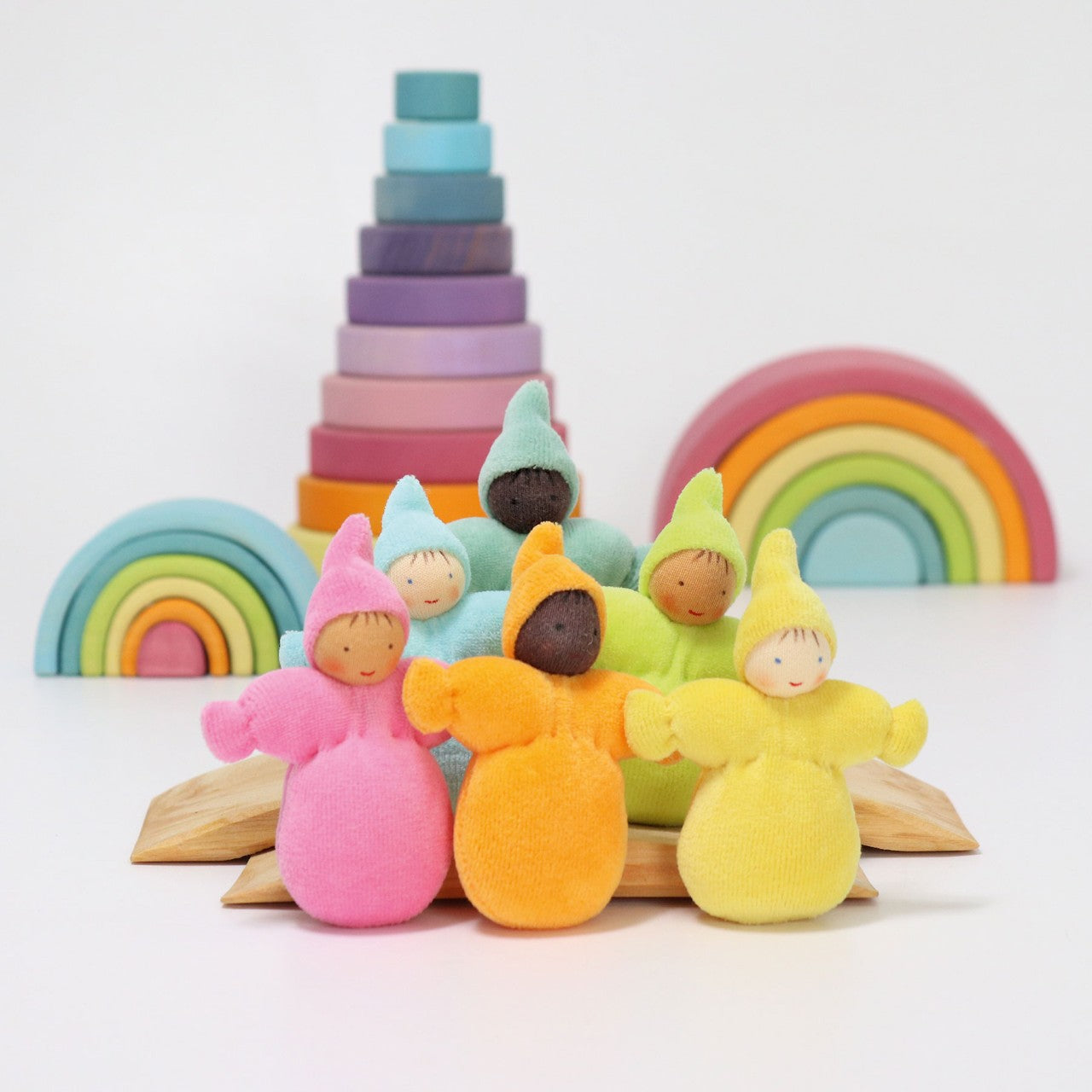 6 Pastel Dwarfs