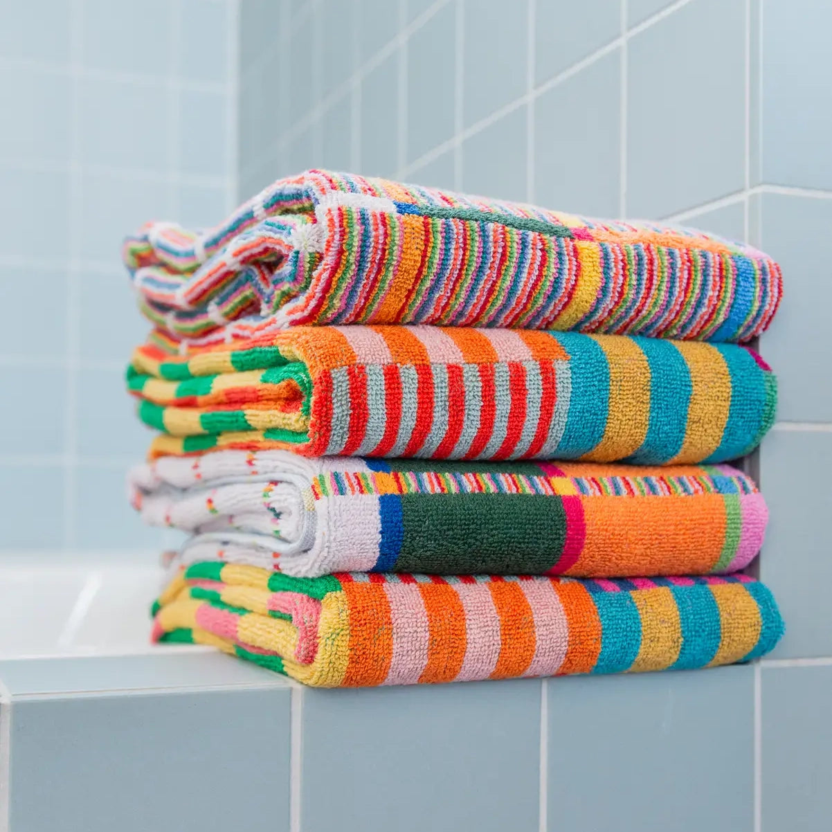 Velour guest towel duo #41 criss cross