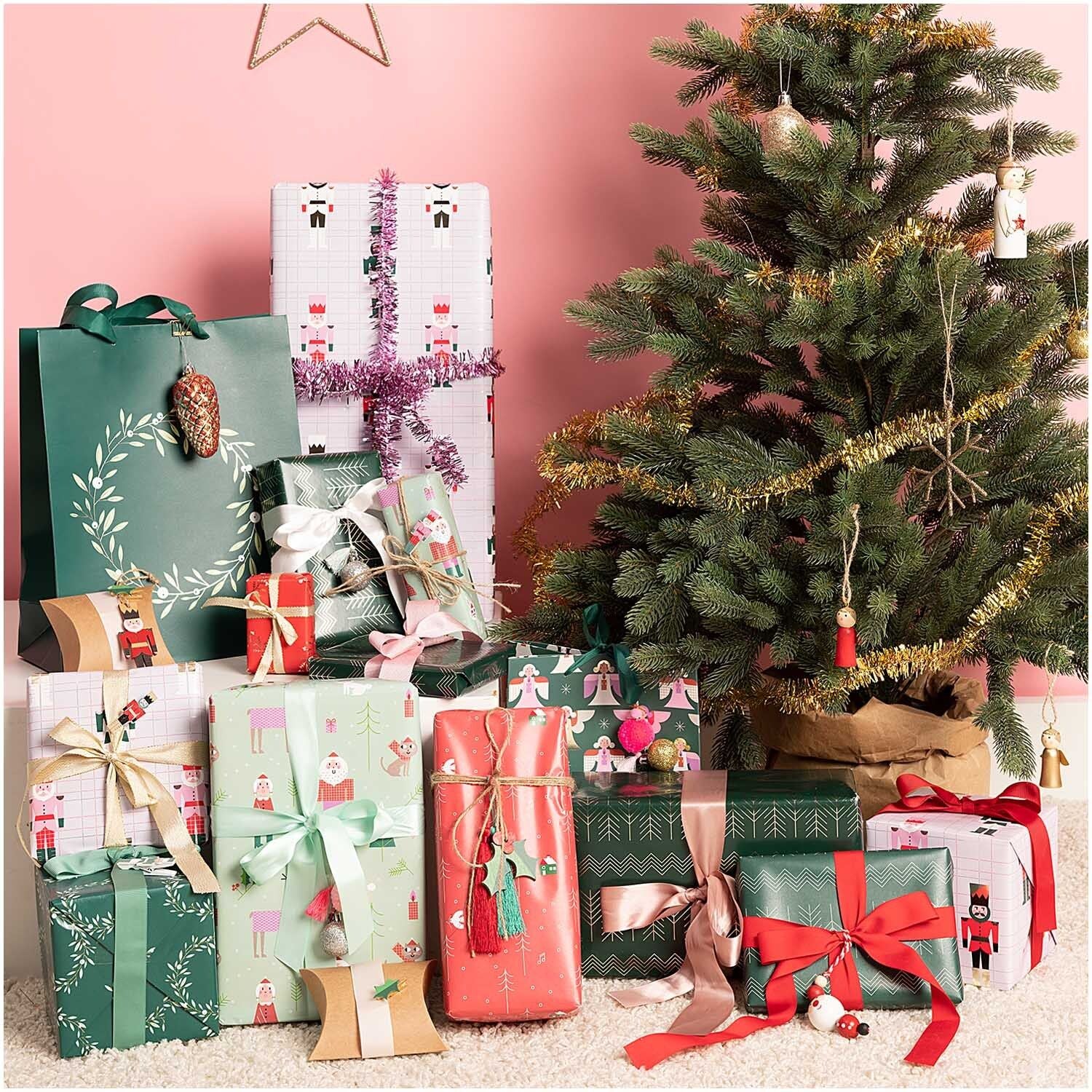 Christmas Figurine Gift Bag