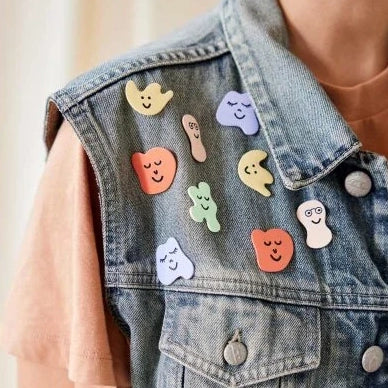 Happy Face Pin Set (Random Pick)