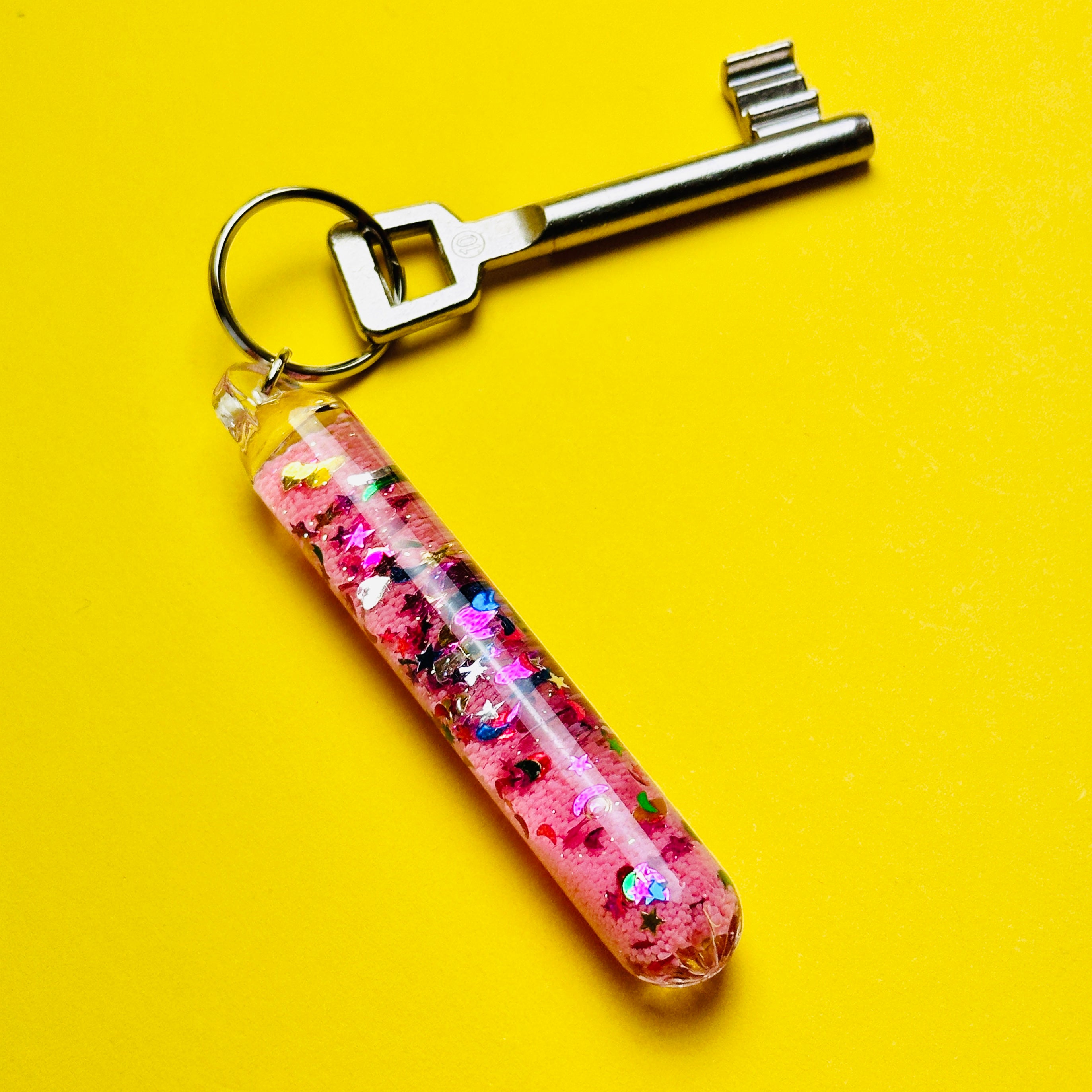 Glitter wand keychain (random Picks)