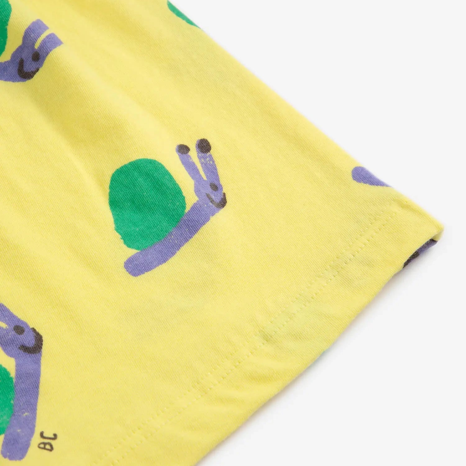 Funny Snail all over shorts