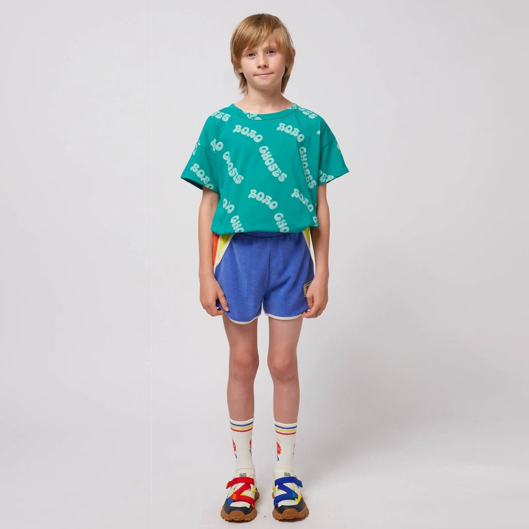 Smiling color block terry cloth shorts