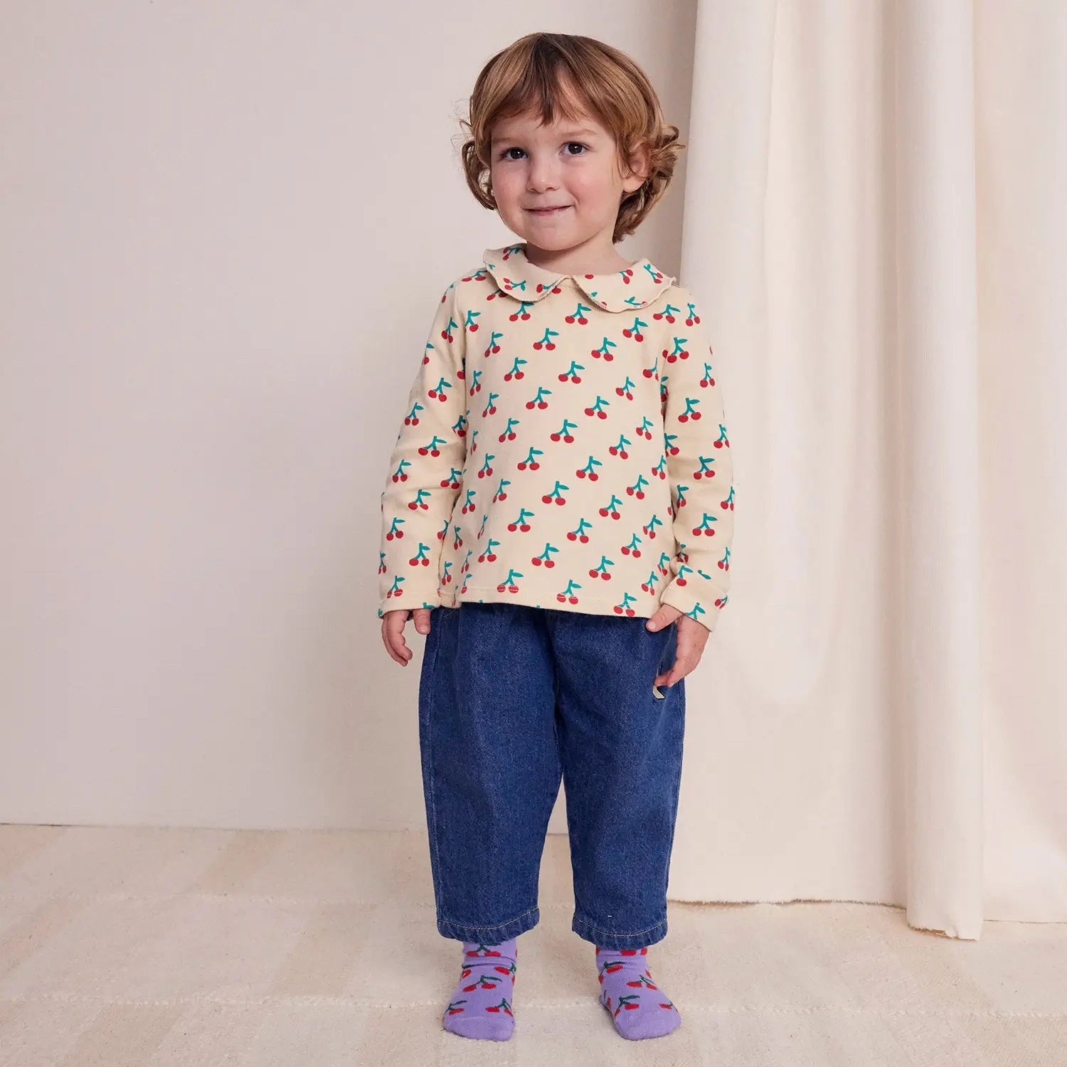 Cherry all over collar T-shirt