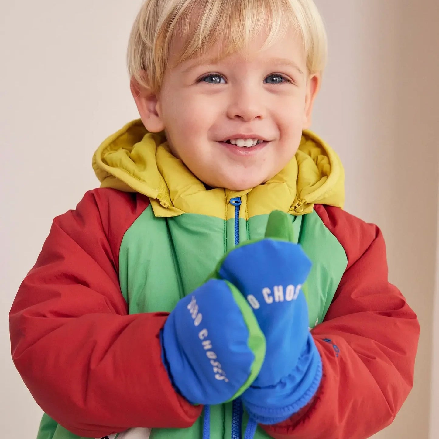 BC color block mittens (one size)