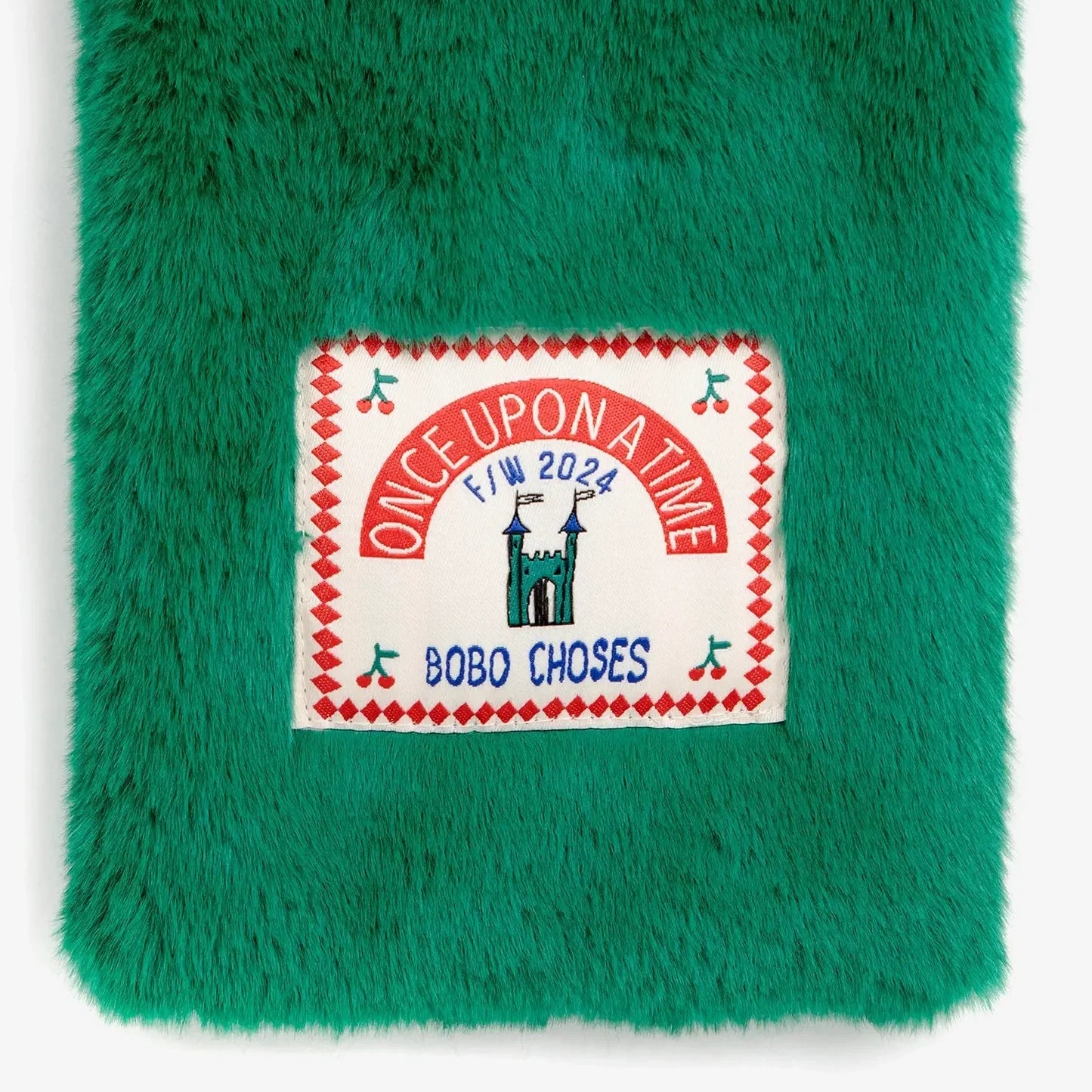 B.C furry neck warmer (one size)