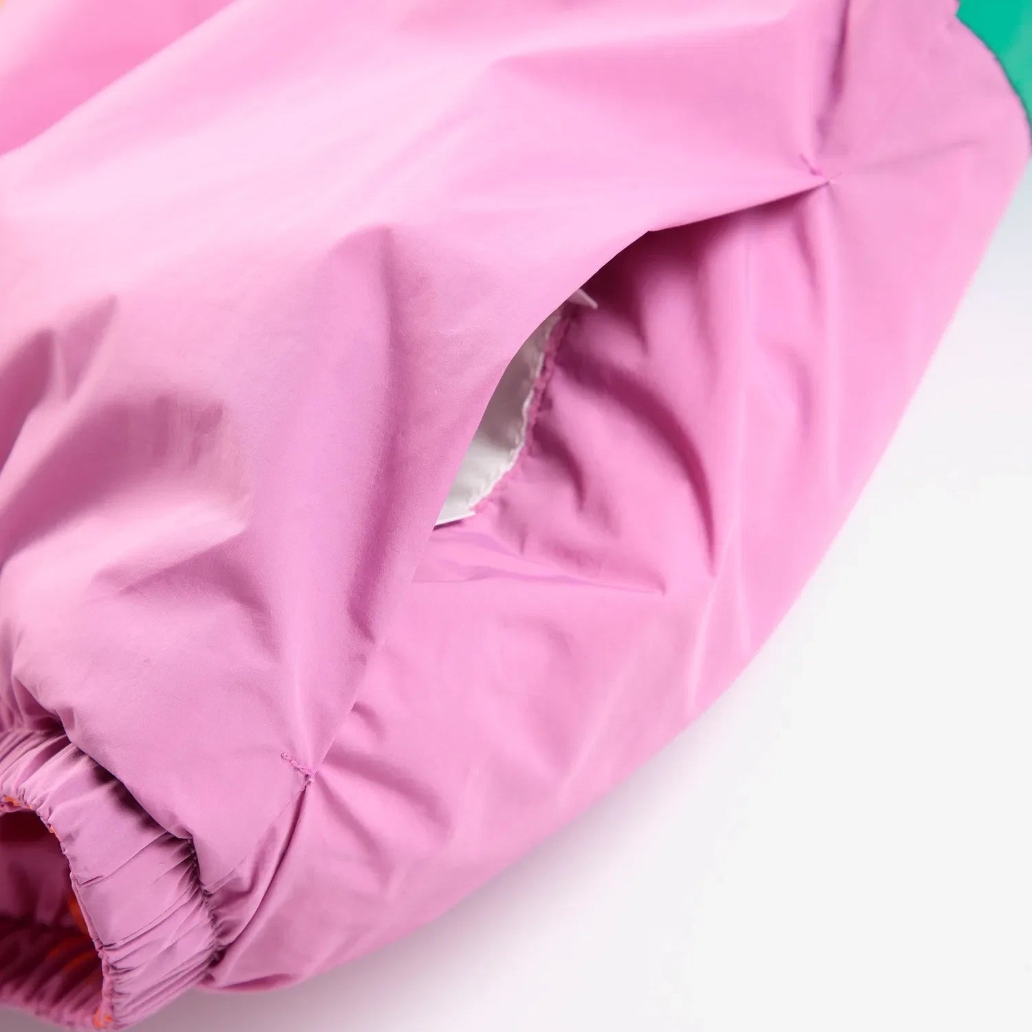 Almost Moiré all over reversible anorak - Fuchsia