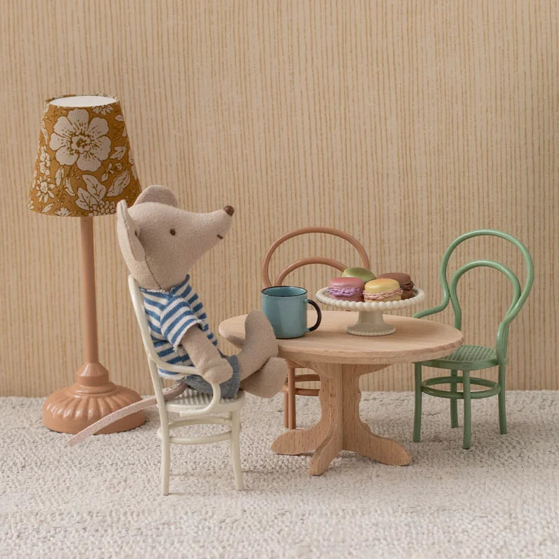 Oval dining table, Mouse - Nature