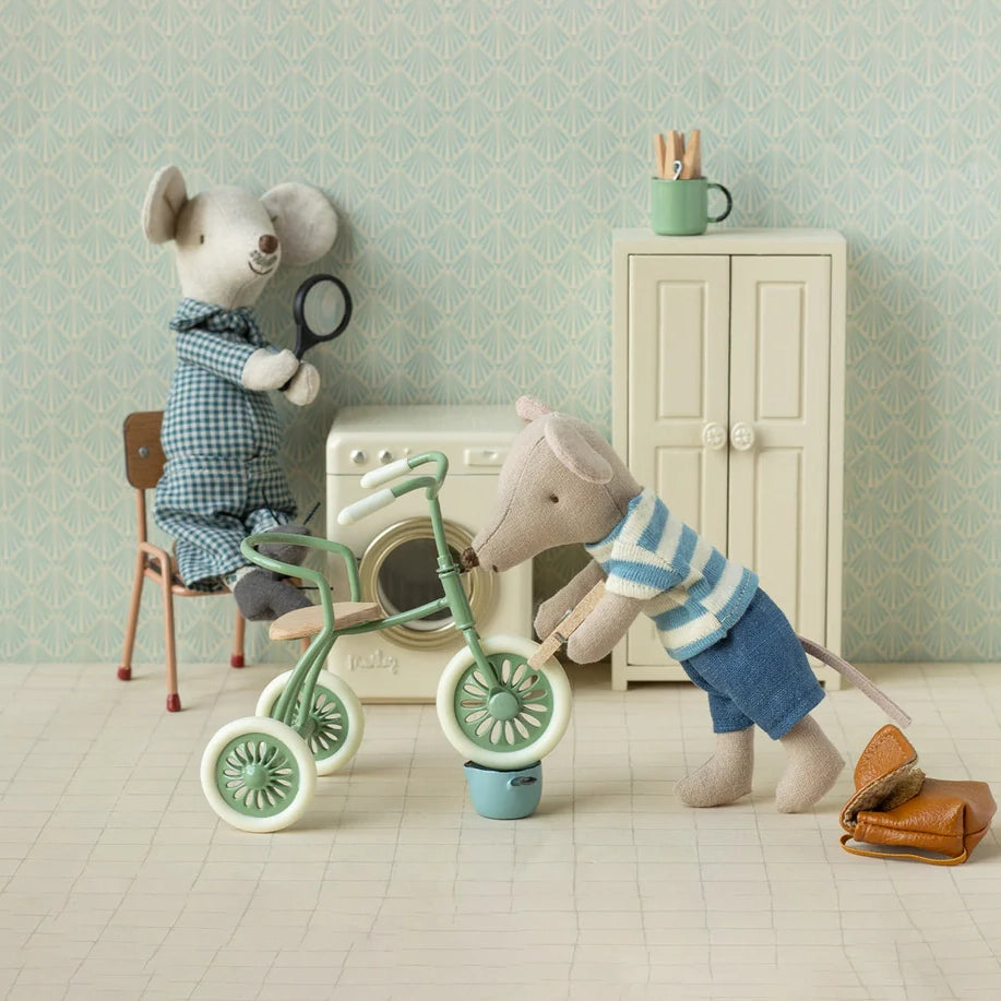 Tricycle mouse, Big brother - Brown