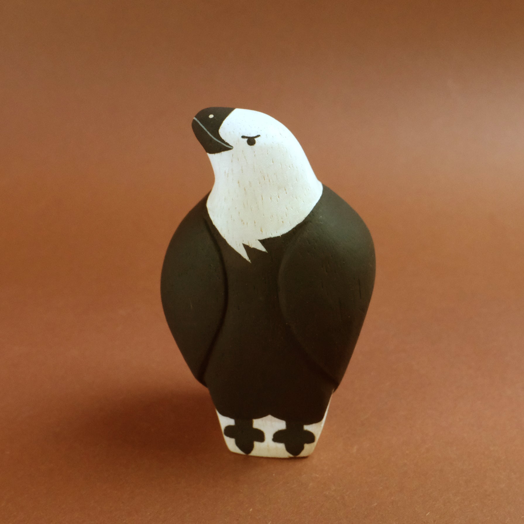 Pole pole wooden wild & exotic animals