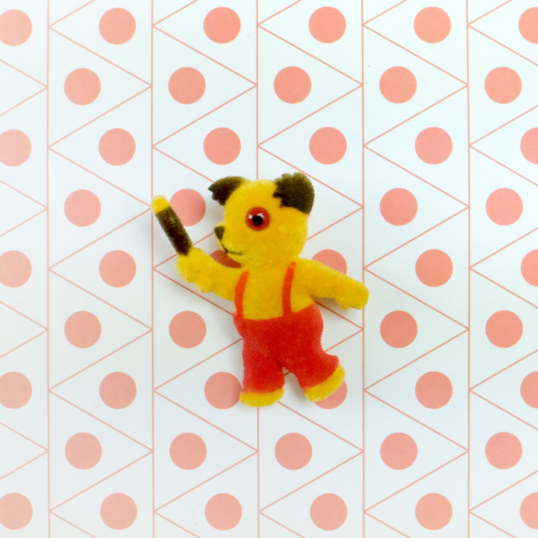 Vintage fluffy pin (Available in 3 styles)