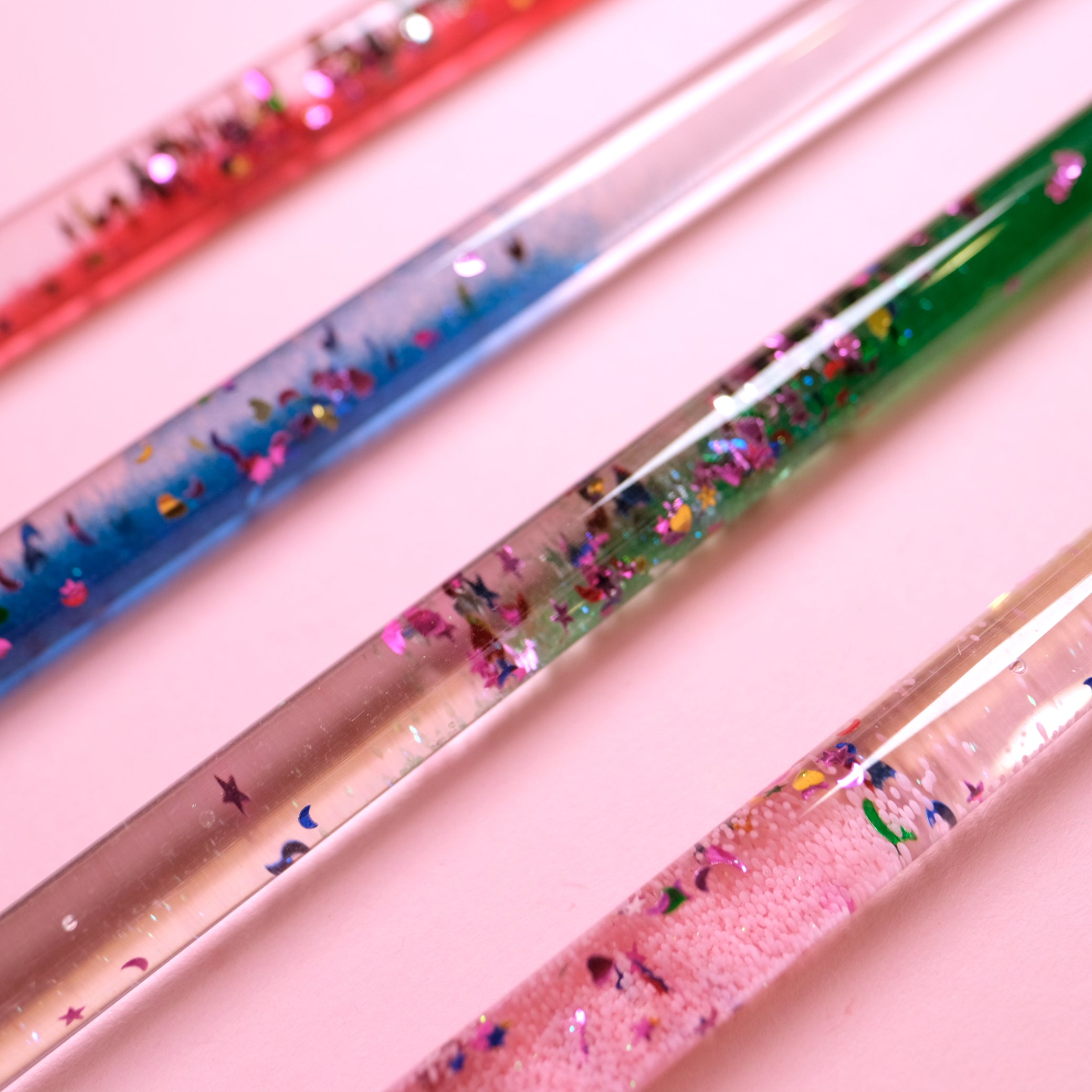 Glitter wand 29 cm (Random Pick)
