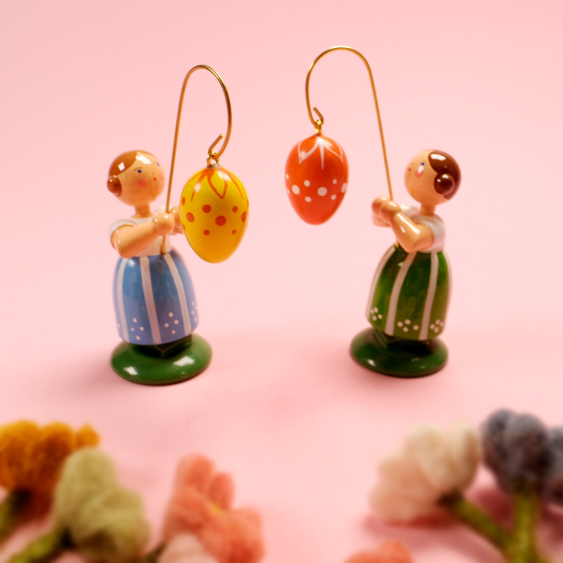 Easter Girl with egg (Available in 2 colors)