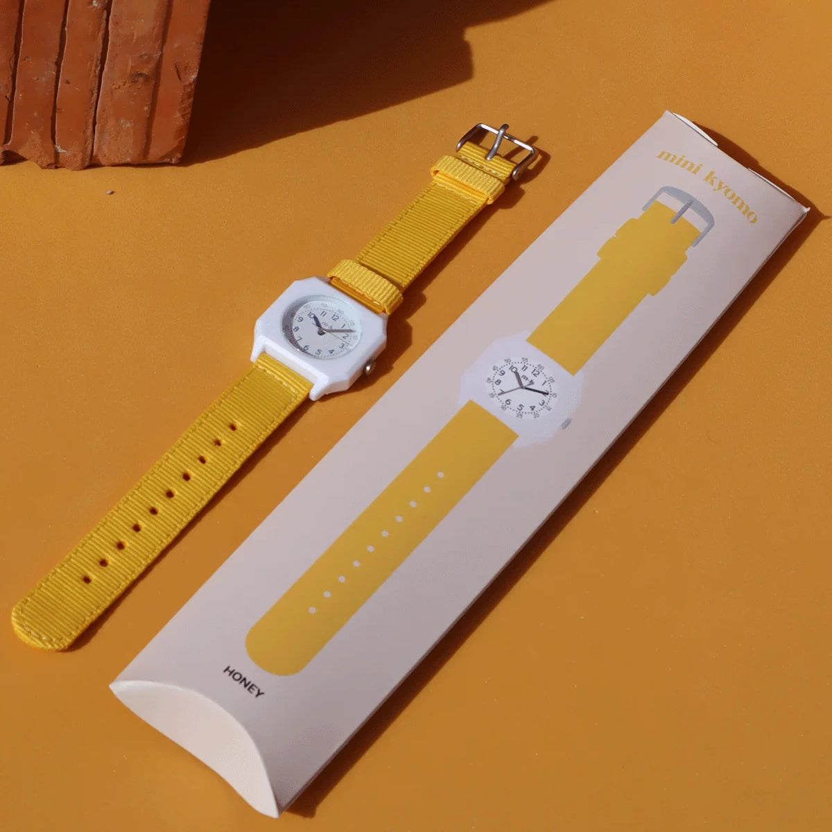 Kid watch - Basics (Available in 3 colors)