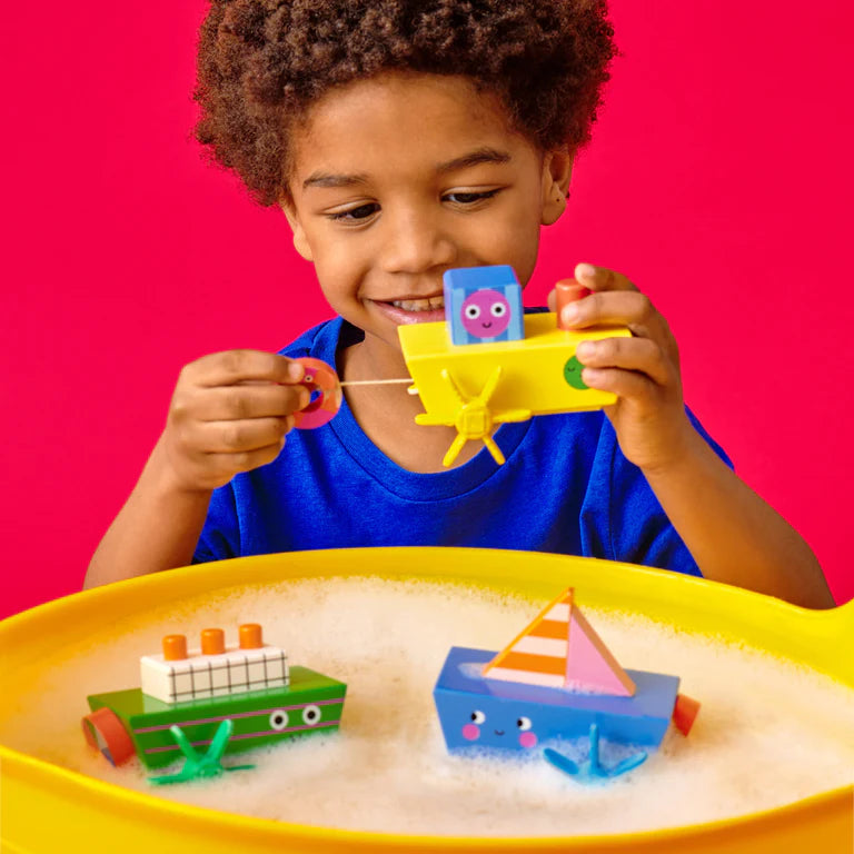 Wind-up Boat (Random Pick)