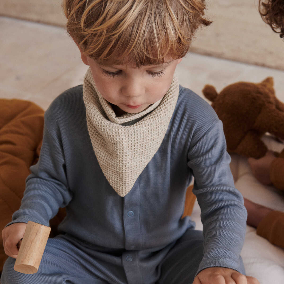 Siri bib 2-pack