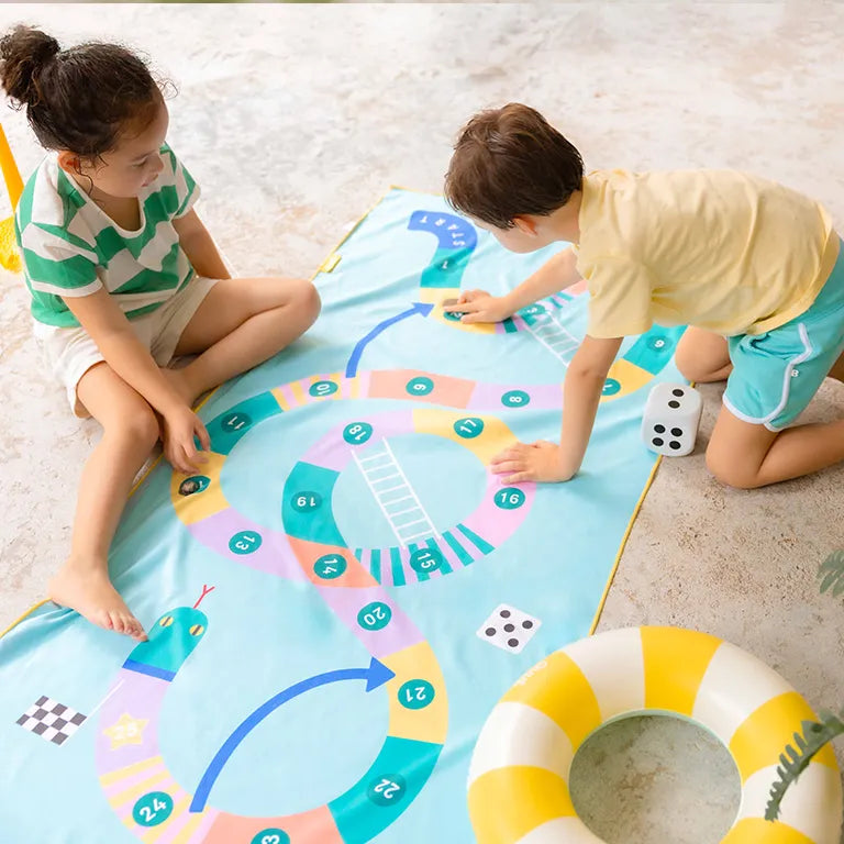 Play Towel: Snakes & ladders