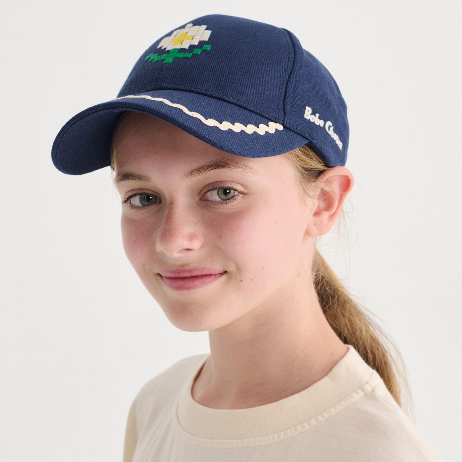 Pixel Daisy twill cap