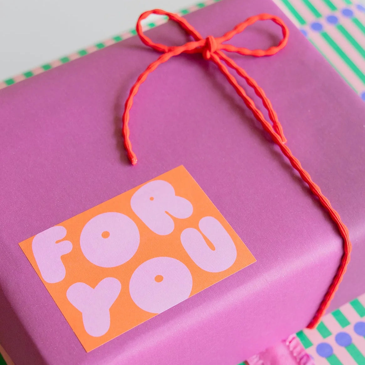 Elastisches Geschenkband auf Rolle - Pebble Lilac 50 m