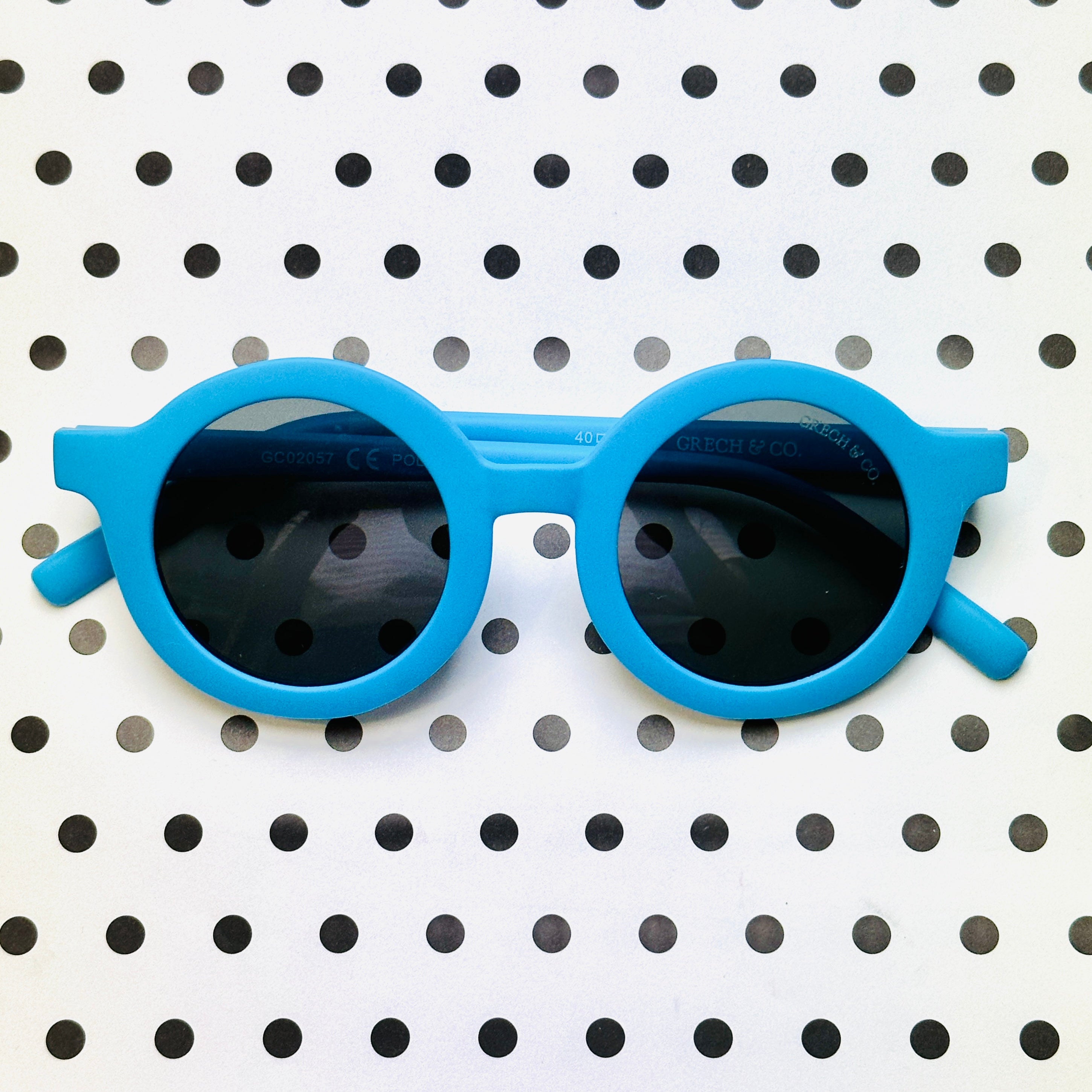 Sustainable round kids sunglasses