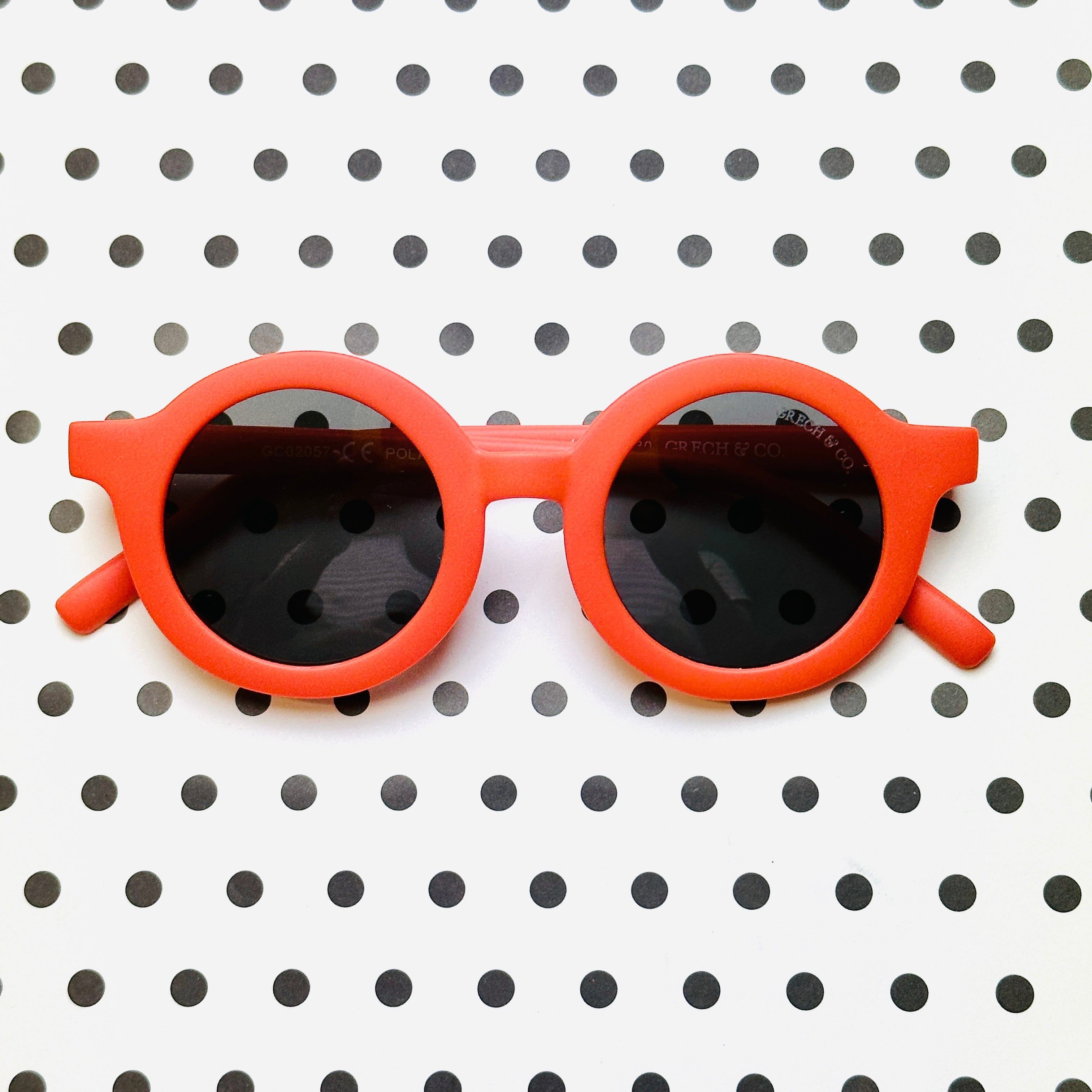 Sustainable round kids sunglasses