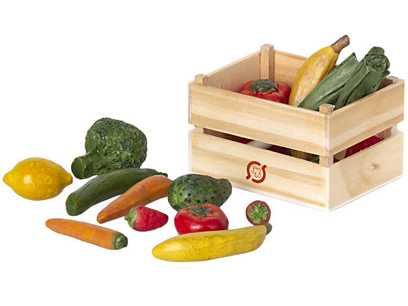 Miniature veggies and fruits
