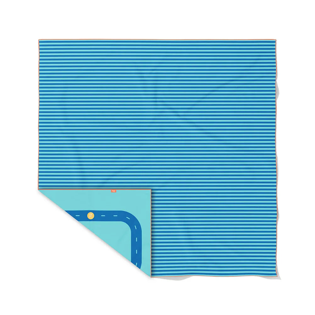 Play Towel: Road