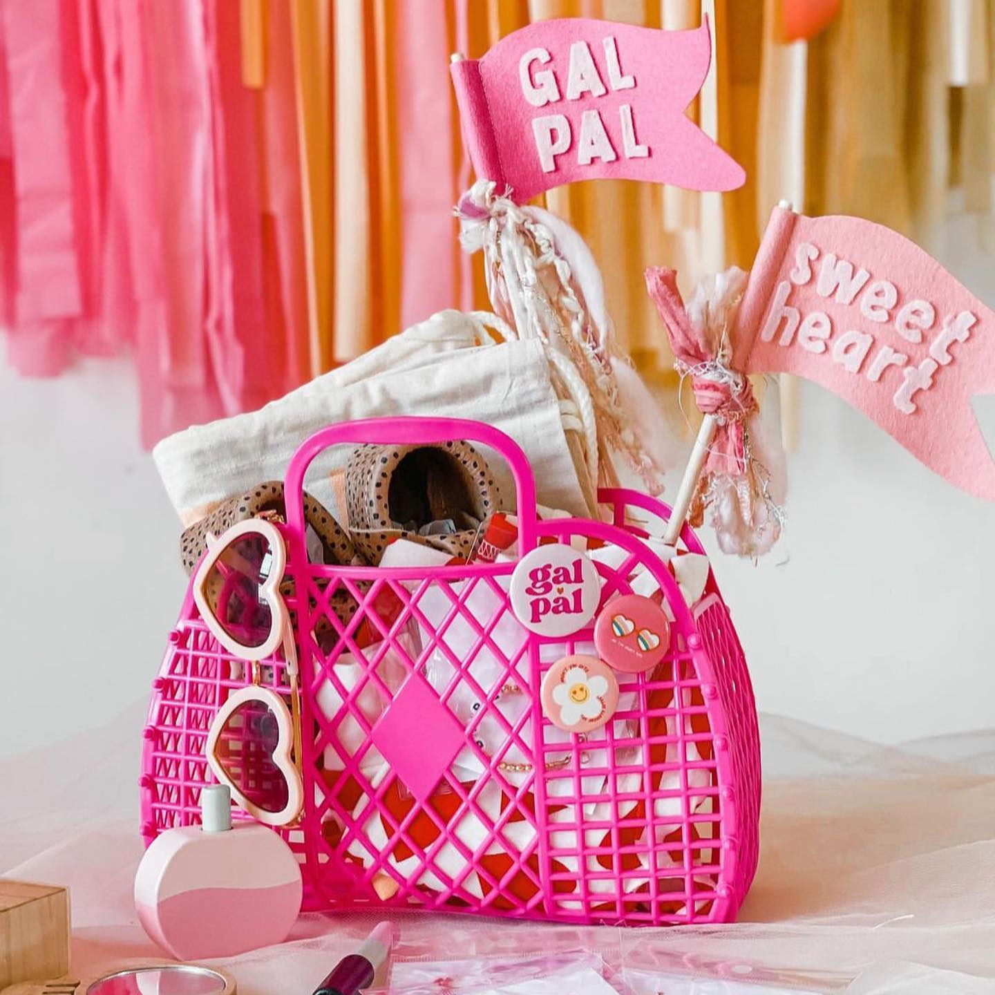 Sunjellies Retro Basket (Small)