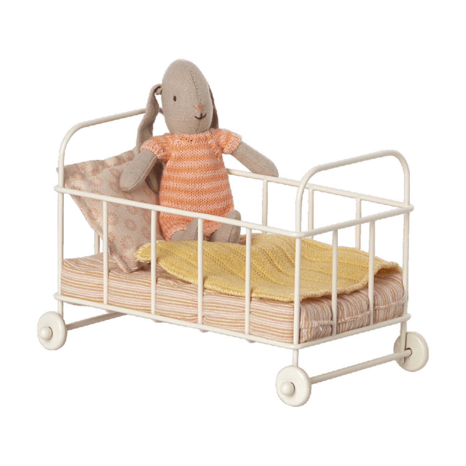 Cot bed, Micro