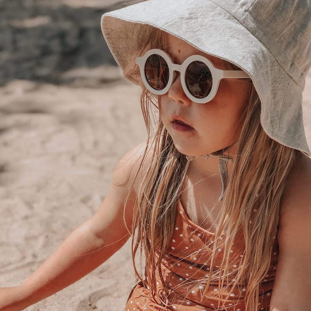 Sustainable kids sunglasses