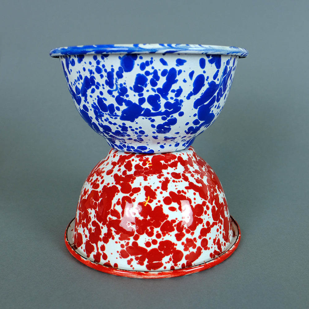 Small enamel footed bowls