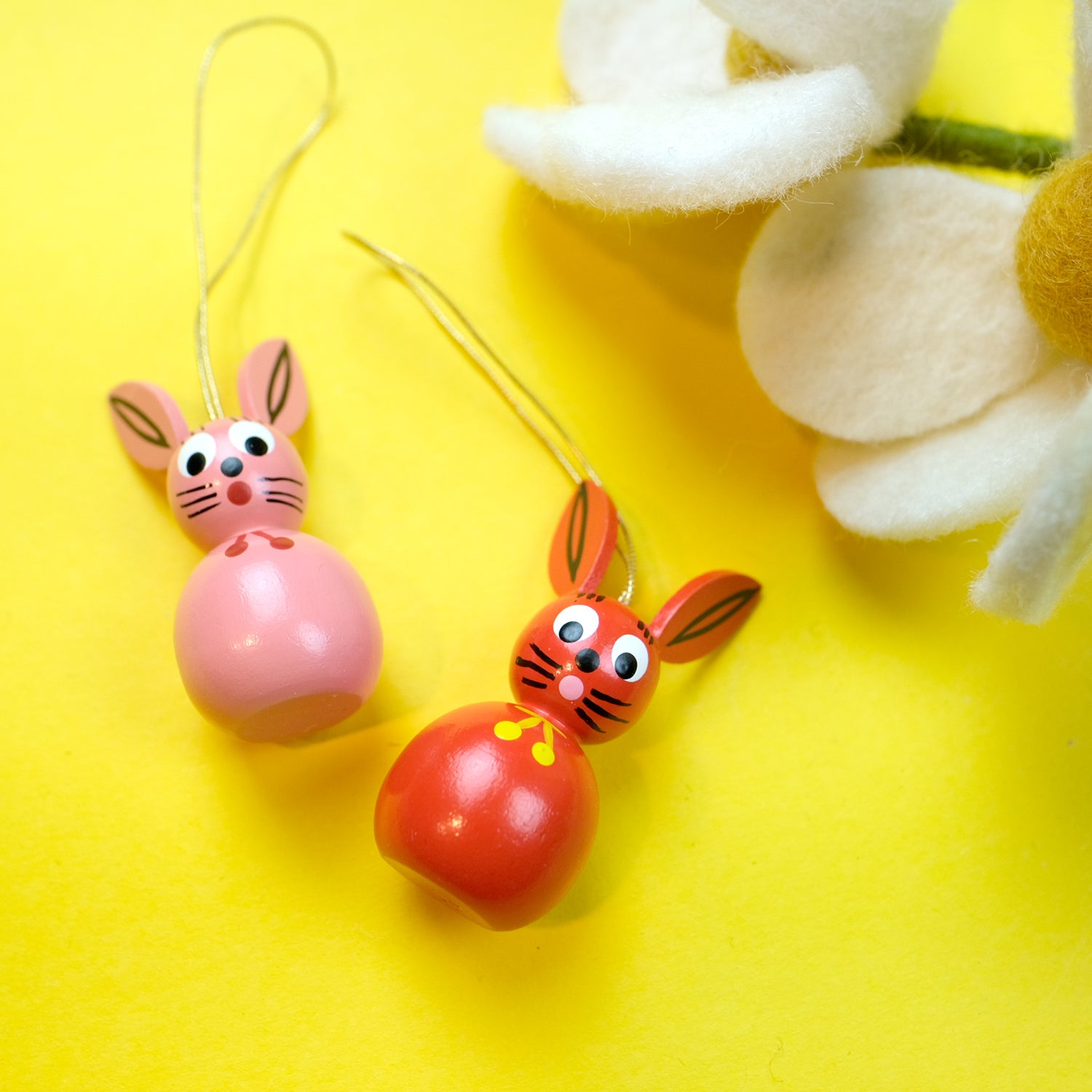 Ornament colorful rabbits (set of 6 rabbits)