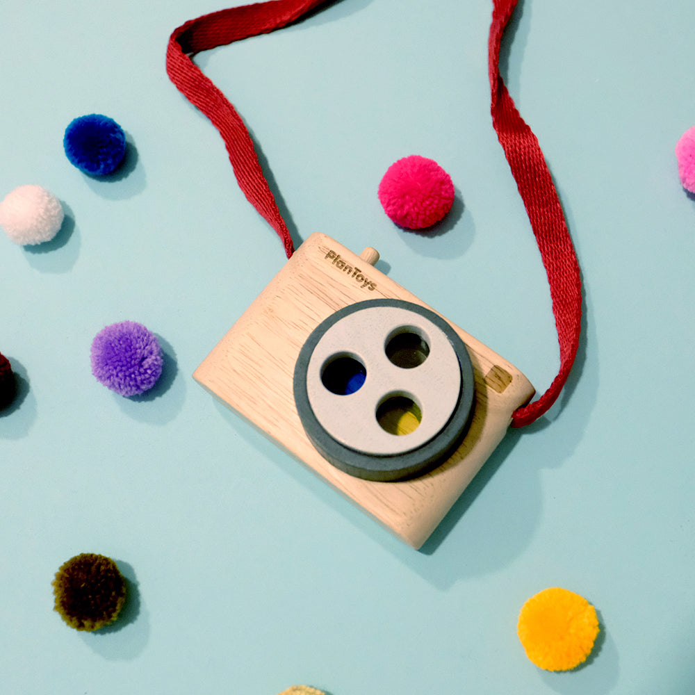 Colored snap camera