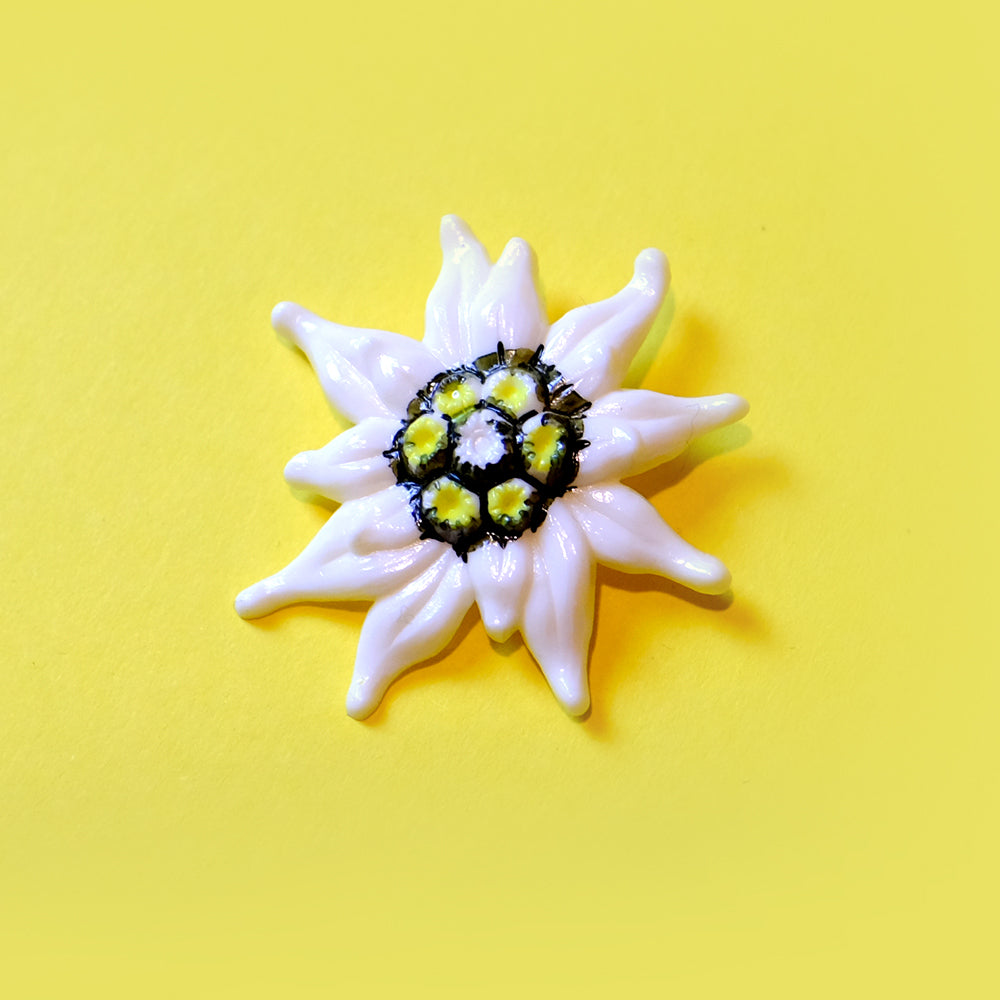 Vintage hand-paint pin