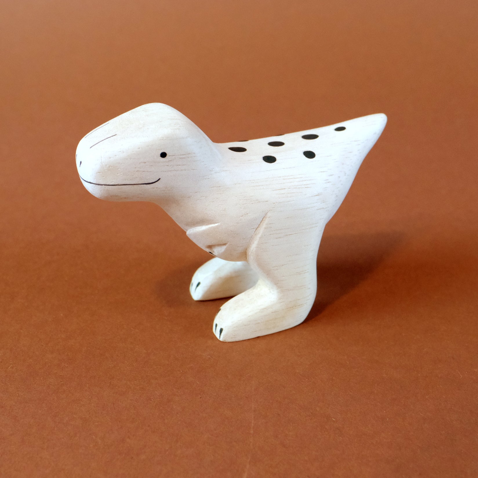 Pole pole wooden dinos