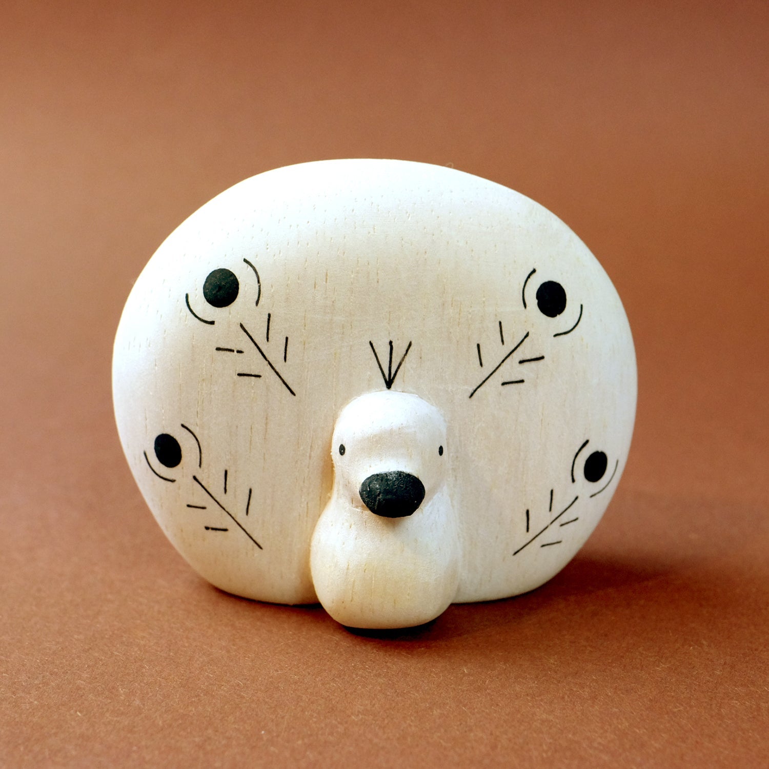 Pole pole wooden wild & exotic animals