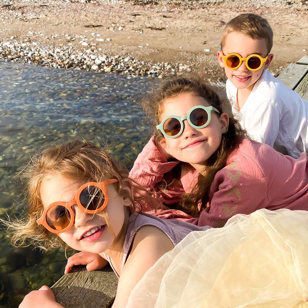 Sustainable kids sunglasses