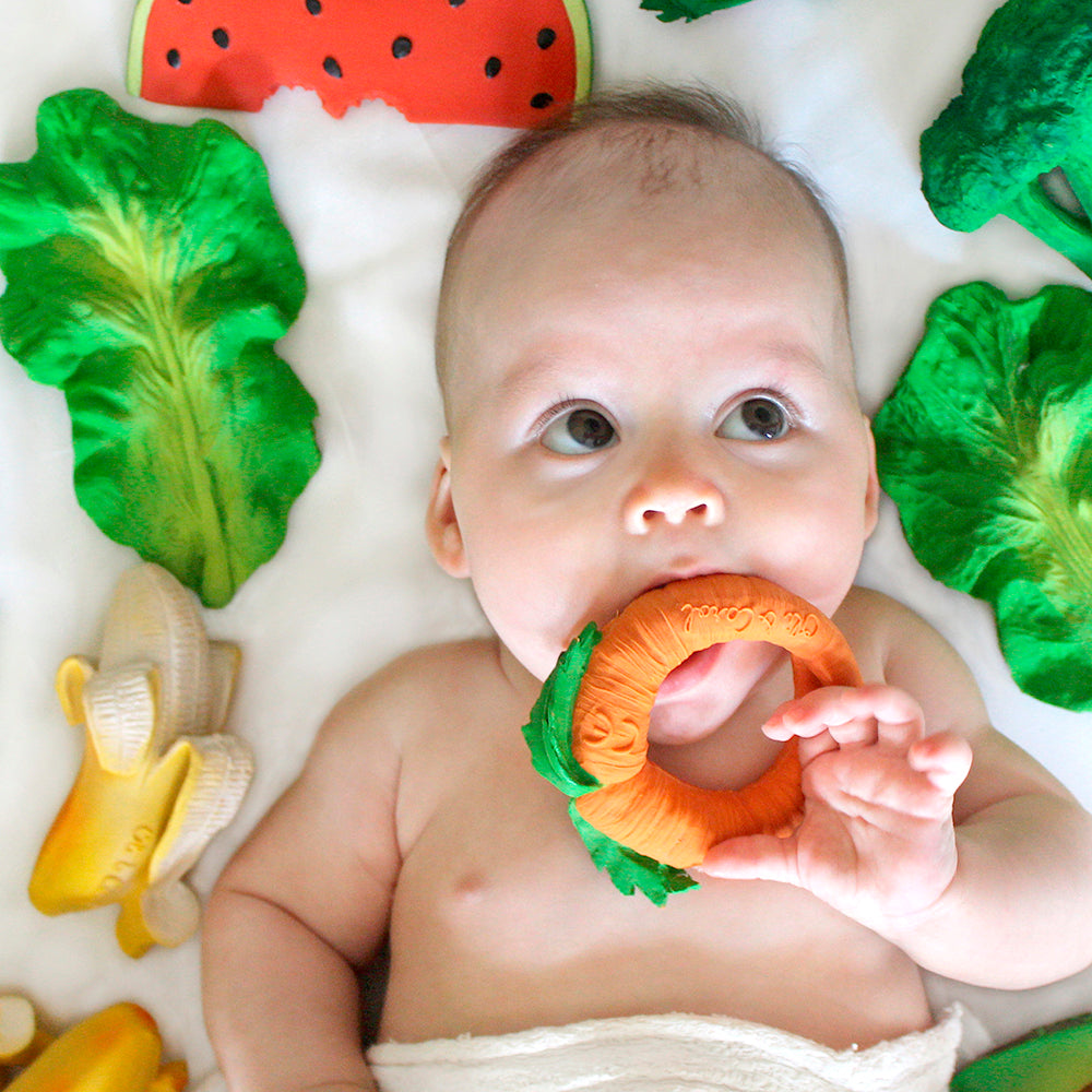 Carrot baby toy - Summer Made