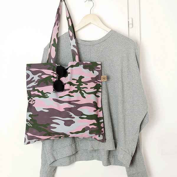 Colorful camo tote bag - Summer Made