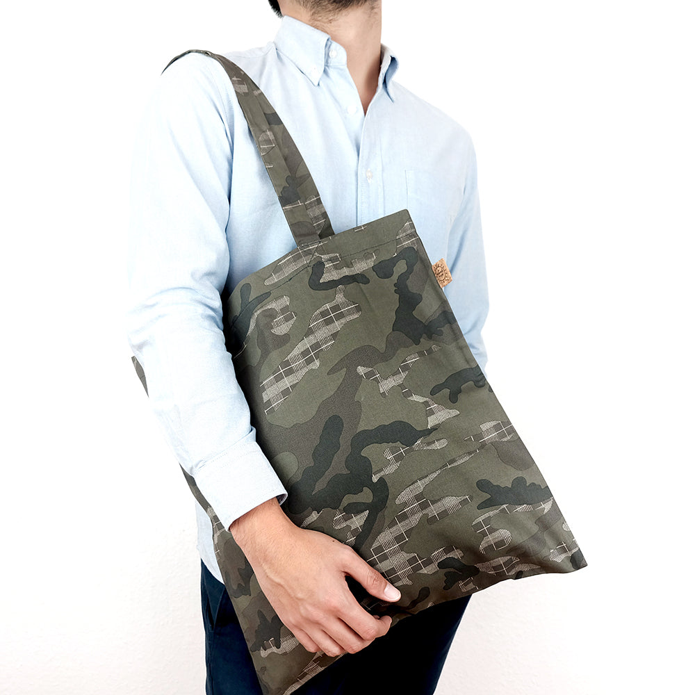 Unique camo tote bag - Summer Made