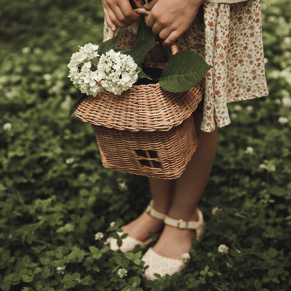 RATTAN HUTCH SMALL BASKET