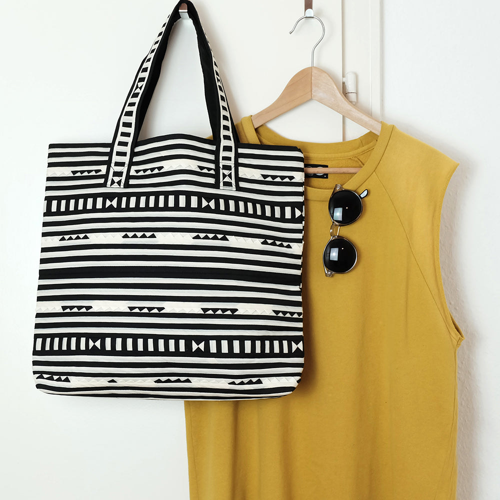 Tribal hand quilted tote bag - Summer Made