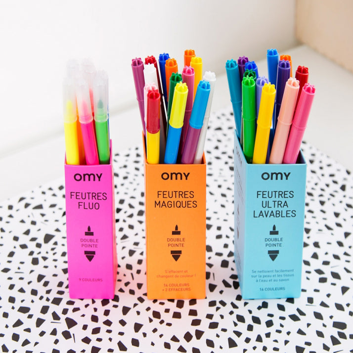 16 ULTRAWASHABLE FELT PENS