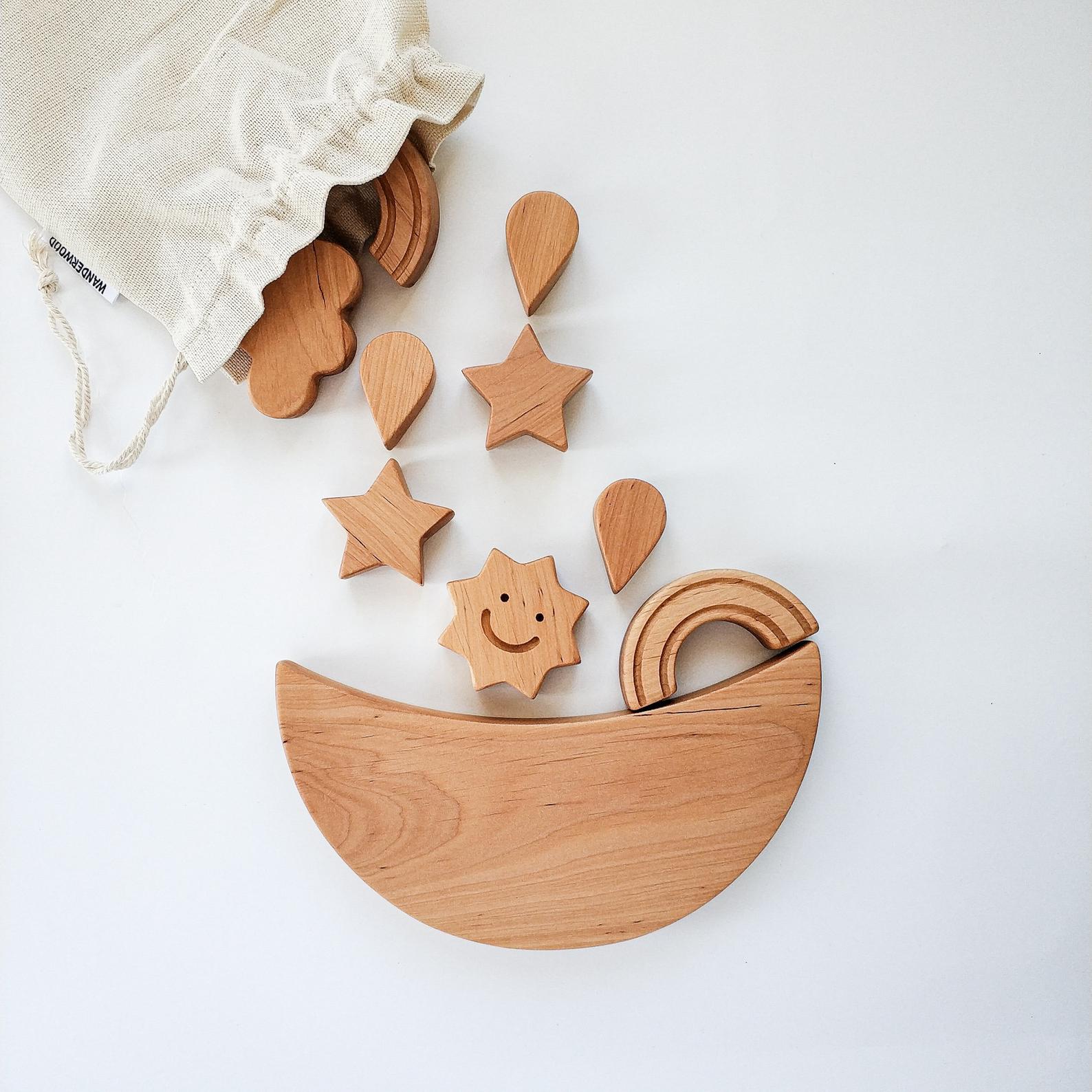 Wooden Moon Balancing Toy