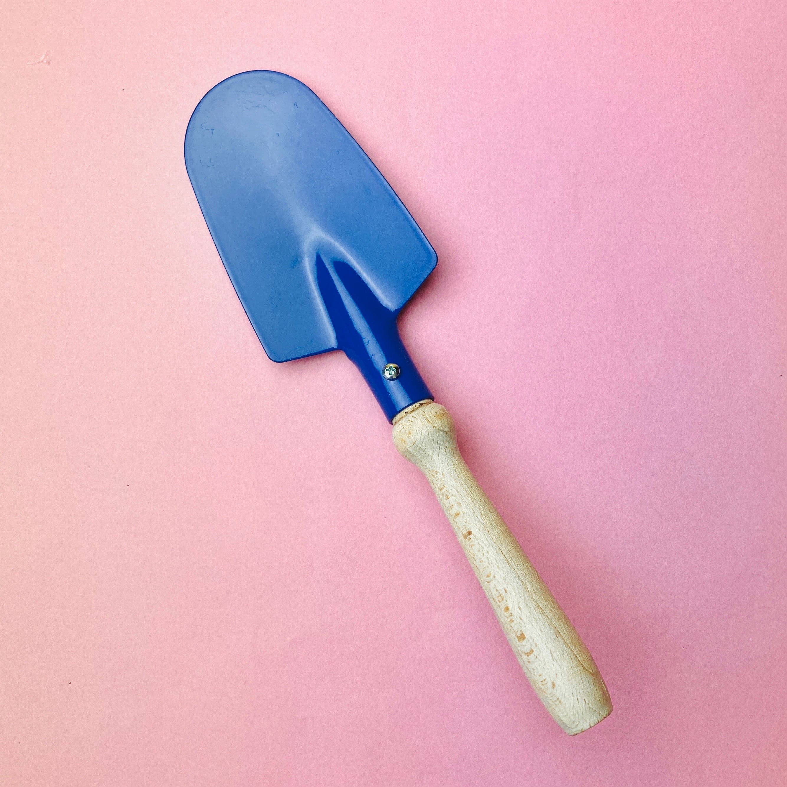 Vintage enamel sand set