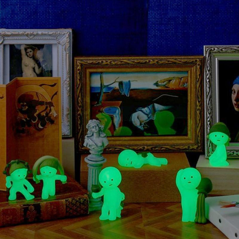 Smiski GLOW IN THE DARK (Blindbox) - Museum