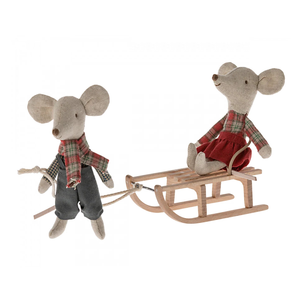 Wooden Sled, Mouse